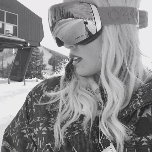 Meet your Posher, Laura - Picture 13 of 16